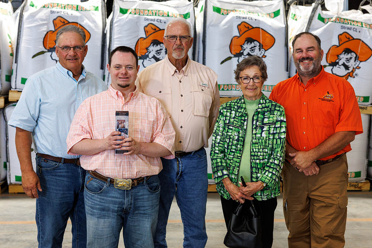 Jeff Wright with the Lasley family Jeff Wright with the Lasley Family