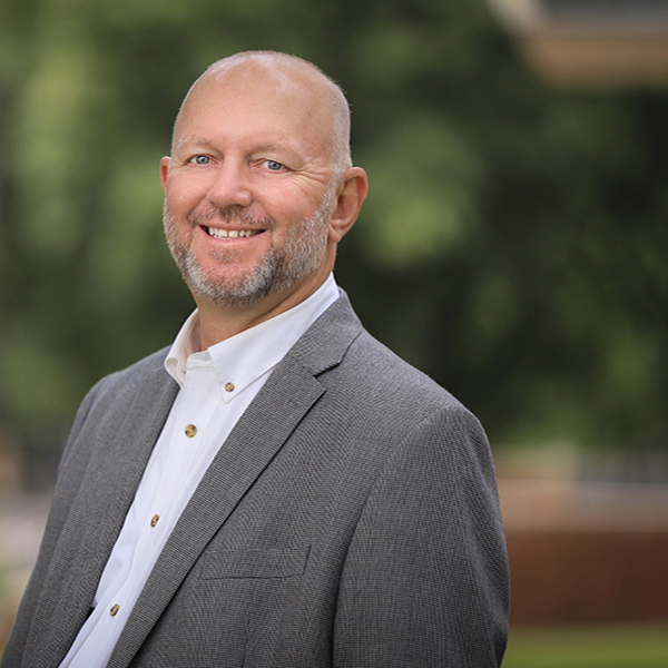 Headshot of Chris Richards