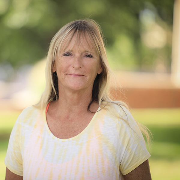 Headshot of Sandra Cole